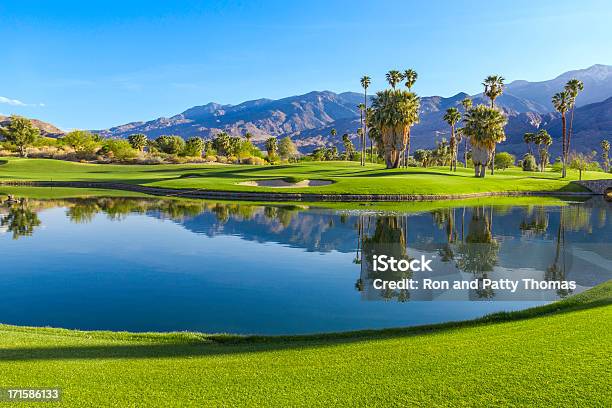 Campo Da Golf A Palm Springs California - Fotografie stock e altre immagini di Campo da golf - Campo da golf, Golf, Palm Springs - California