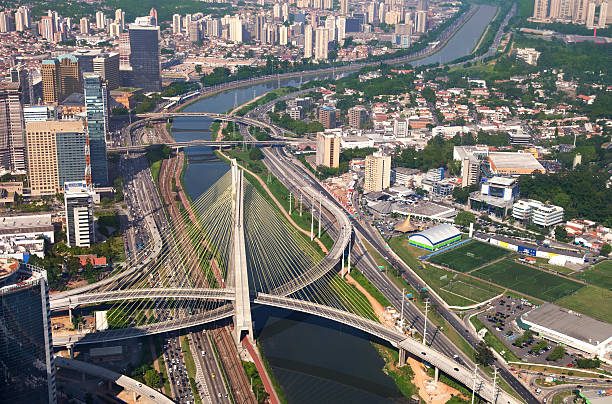 istock Suspended bridge in Sao Paulo City 171586146