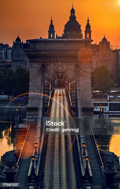 Nascer Do Sol Na Ponte Das Correntes - Fotografias de stock e mais imagens de Budapeste - Budapeste, Destino de Viagem, Ponto Turístico