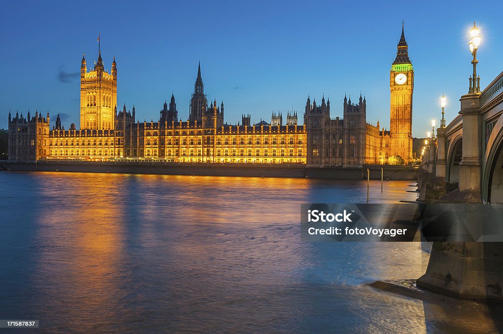 London Westminster, Big Ben, as Casas do Parlamento, iluminada Reino Unido - Foto de stock de Casa dos Comuns royalty-free