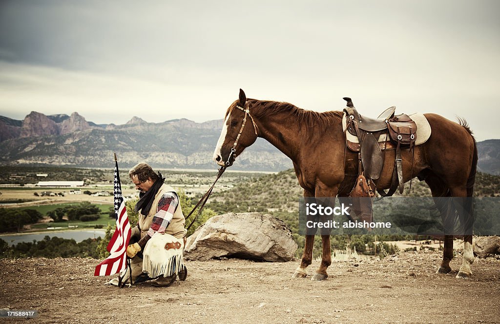 cowboy oración - Foto de stock de Caballo - Familia del caballo libre de derechos