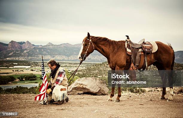 Cowboy Prayer-foton och fler bilder på Häst - Häst, Be - Kommunikationssätt, Patriotism