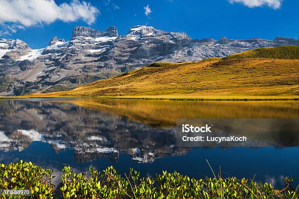 Herbst Auf Die Berge Lacke Stockfoto und mehr Bilder von Alpen - Alpen, Anhöhe, Berg