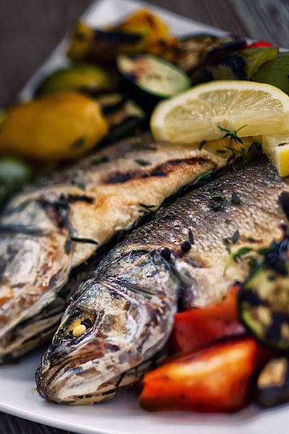 istock Sea bass with grilled vegetables 171589435