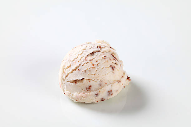 istock Scoop of stracciatella icecream isolated on white 171589657