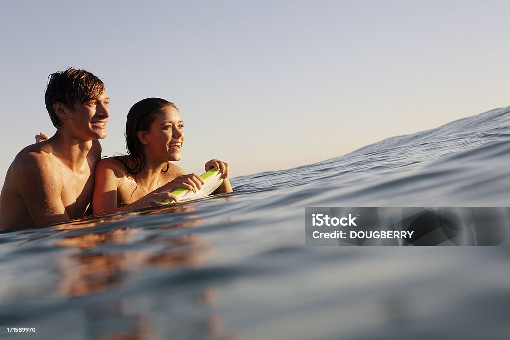 Divertimento all'oceano - Foto stock royalty-free di Mare