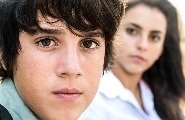 grupo de adolescentes - teenage sex fotografías e imágenes de stock