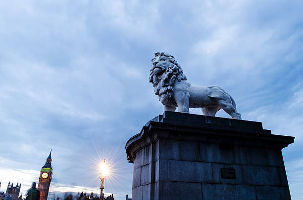 istock the South Bank lion on Westminster Bridge 171590530