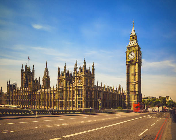 el big ben y casas del parlamento - big ben fotografías e imágenes de stock