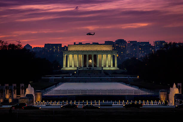 istock Helicopter over Lincoln Memorial 171591600