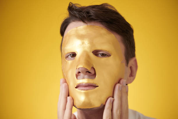 Face mask lost in background