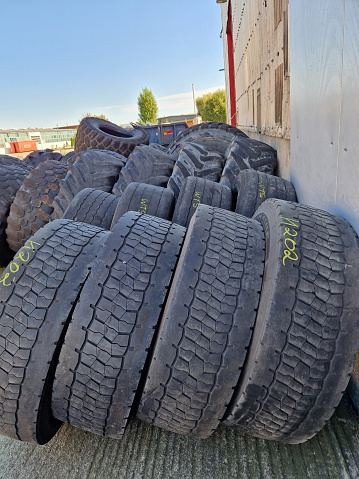 Old car tires danger