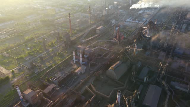 steel plant smoke from chimneys