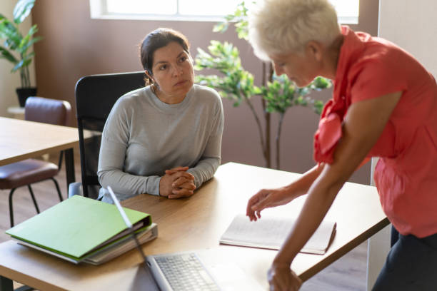 istock A female manager is having a difficult conversation with her employee 1717220446