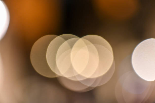 riflesso e luci - blurred motion circle reflection illuminated foto e immagini stock