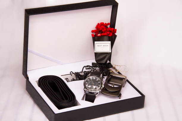 Gift set for men - wrist watch artificial flower bouquet - gift box