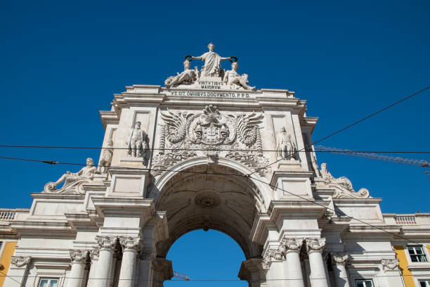 istock The famous arch on Praca do Comercio, Lisbon, Portugal 1718597522