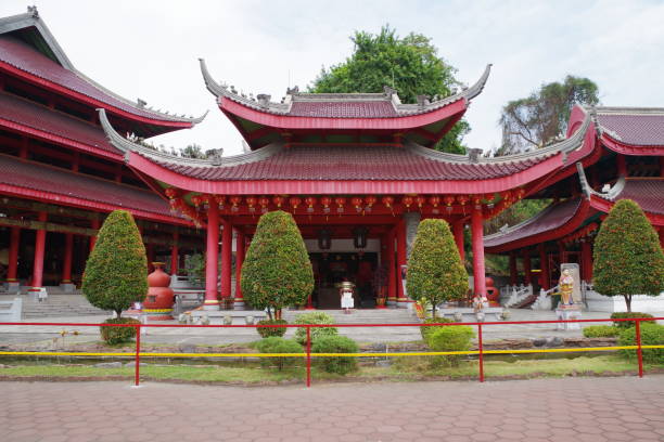 istock Sam Poo Kong in Semarang 1718641456