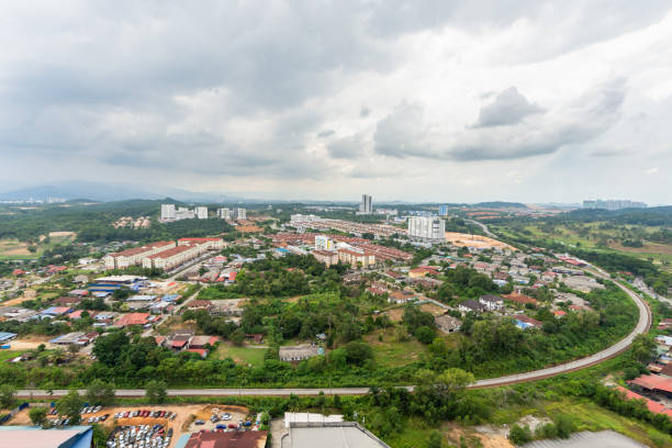 vista aerea del sobborgo di bangi a selangor. - selangor state foto e immagini stock