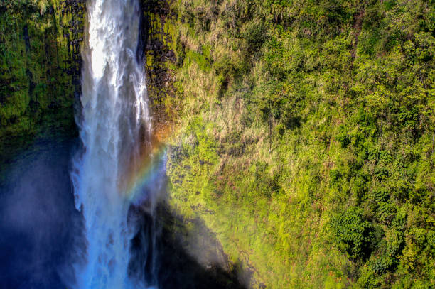 rainbow falls, hawai - hawaii islands big island waterfall nobody fotografías e imágenes de stock