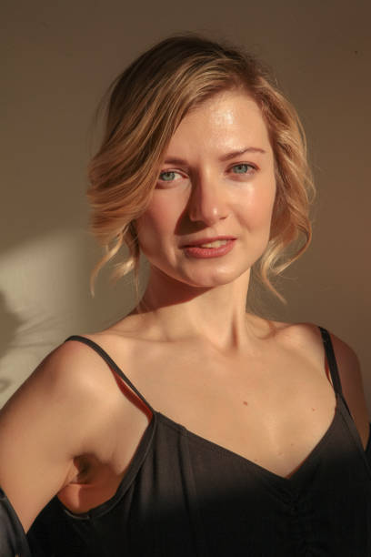 istock Beautiful blonde in the studio. 1718897308