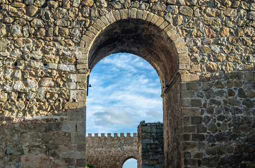 Antigua muralla, fortificación de piedra en la localidad de Talavera de la Reina, Castilla La Mancha, España photo