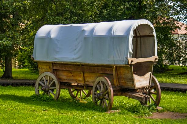 istock Old wooden cart 1719492378