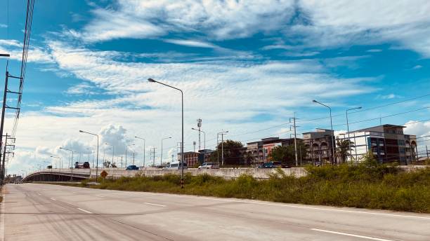 istock The sky and the road that stretch on a holiday 1720352874