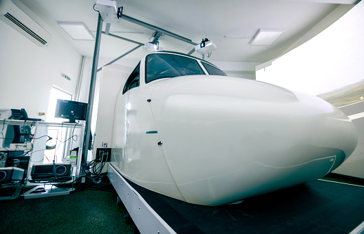 Modern airplane flight simulator