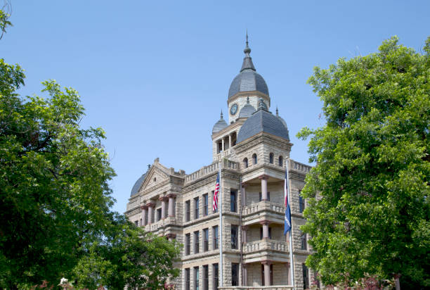 istock Historic building Denton Country Courthouse 1721149255