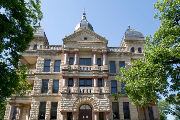 istock Historic building Denton Country Courthouse 1721150309