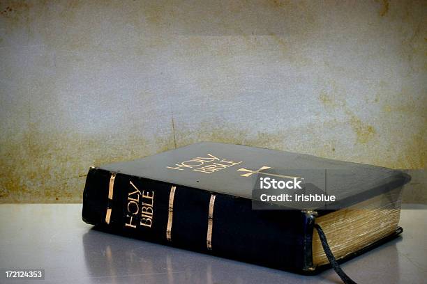 Mezquita Biblia Foto de stock y más banco de imágenes de Cristianismo - Cristianismo, Fundamentalismo, Adorador