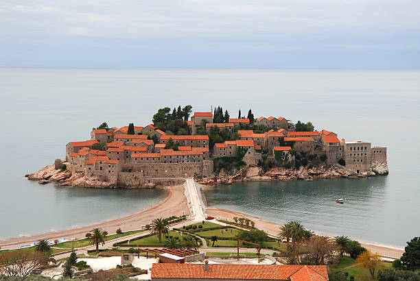 Sveti Stefan Wyspa W Czarnogórze-Adriatyku – zdjęcie