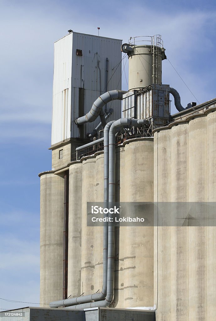 Silo - Foto stock royalty-free di Calcestruzzo