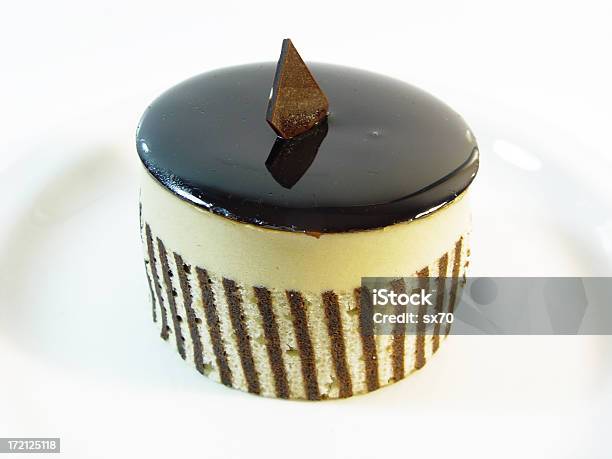 초콜릿 무스 케이크 0명에 대한 스톡 사진 및 기타 이미지 - 0명, 건강에 좋지 않은 음식, 그릇