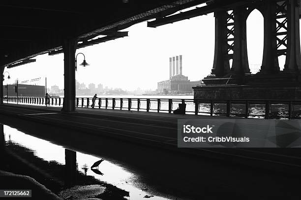 New York City East River Bei Sonnenaufgang Stockfoto und mehr Bilder von Gasse - Gasse, Brücke, New York City