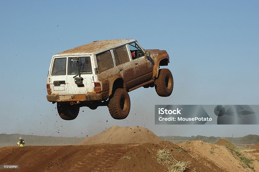 Offroad Состязание - Стоковые фото Внедорожник роялти-фри