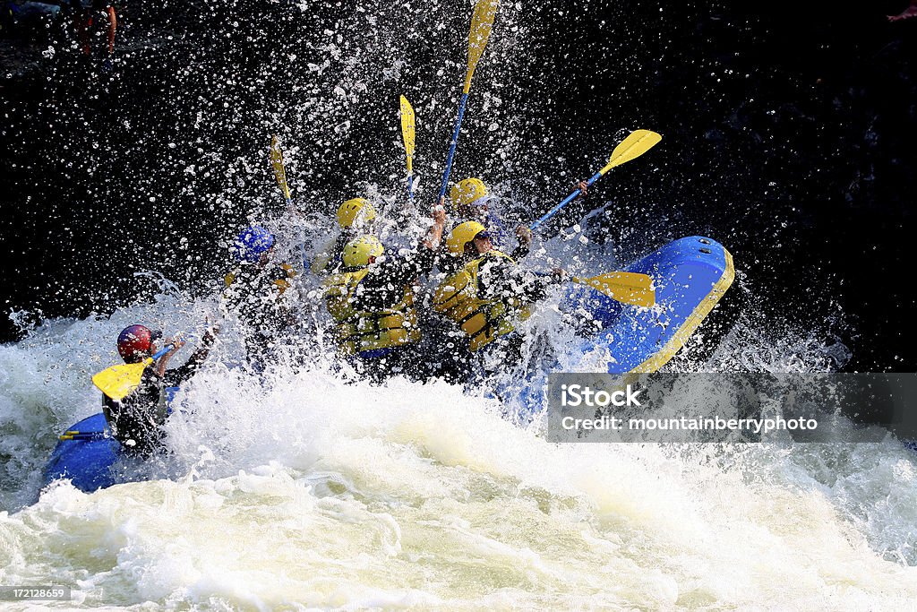 Splash - Foto stock royalty-free di Rafting sulle rapide
