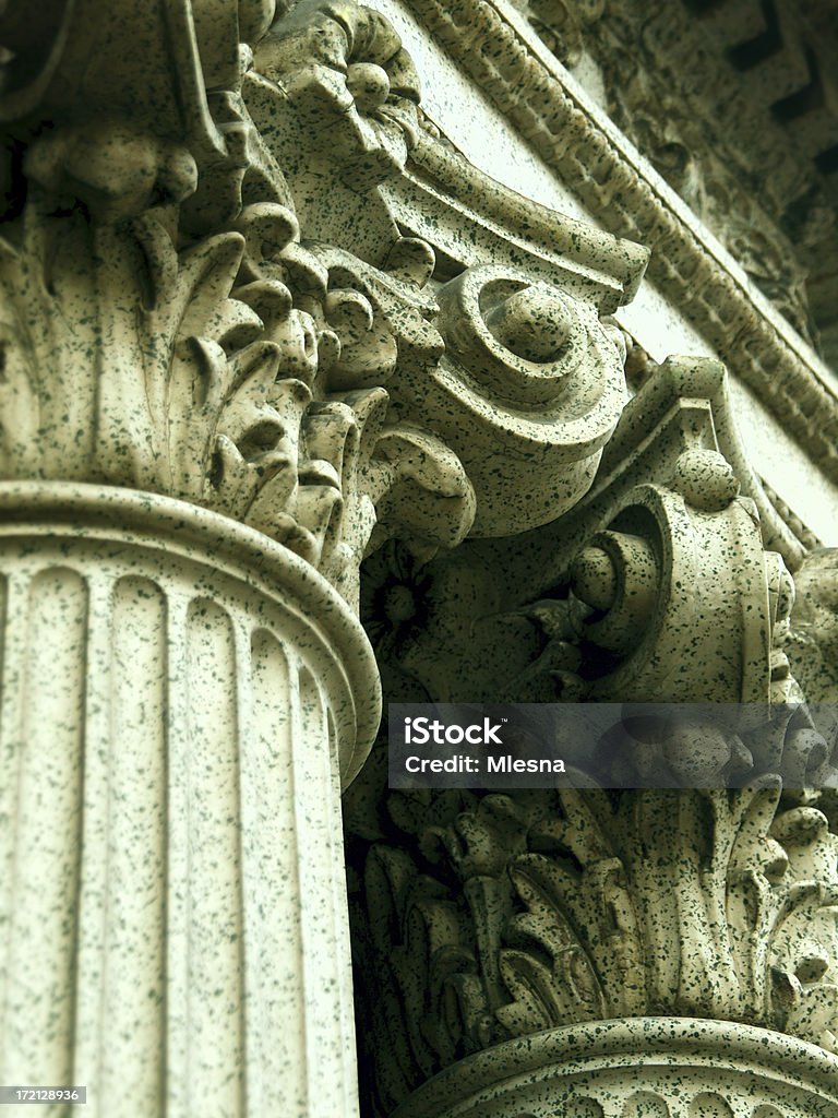 Corithian colonne 3 - Foto stock royalty-free di Colonna architettonica