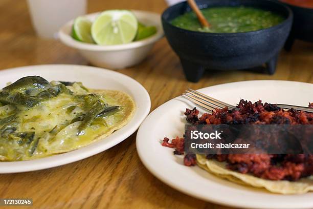 Tacos Stockfoto und mehr Bilder von Chorizo - Chorizo, Taco, Tortilla