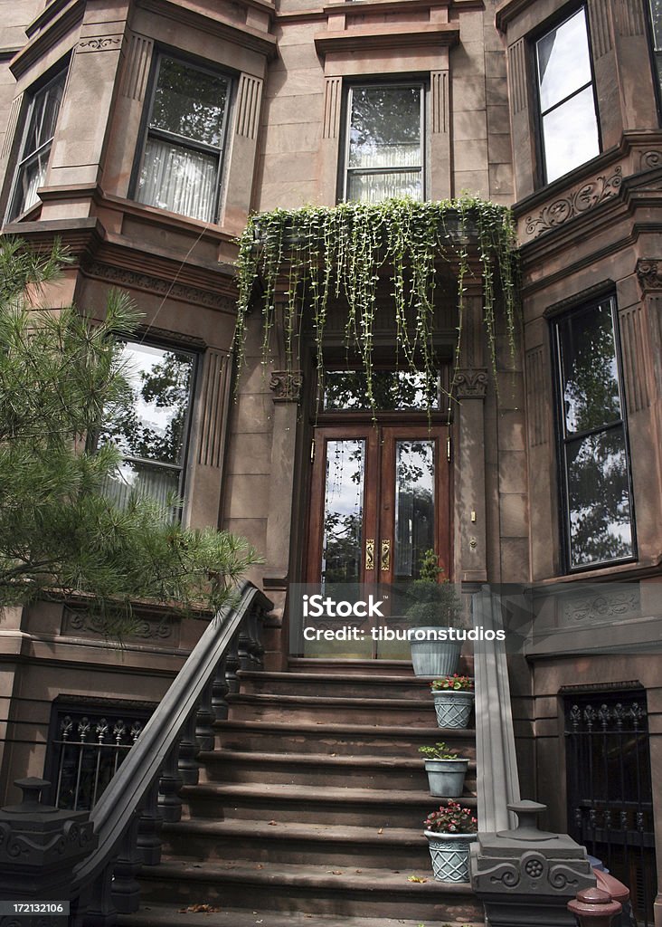 Brooklyn Brownstone Miejska rezydencja z Bluszcz - Zbiór zdjęć royalty-free (Brooklyn - Nowy Jork)