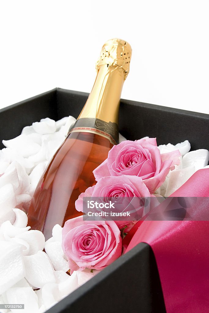 Champagner und Geschenk - Lizenzfrei Rosa Stock-Foto