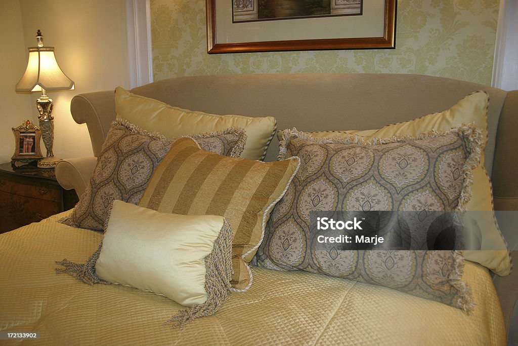 El acogedor dormitorio - Foto de stock de Acogedor libre de derechos