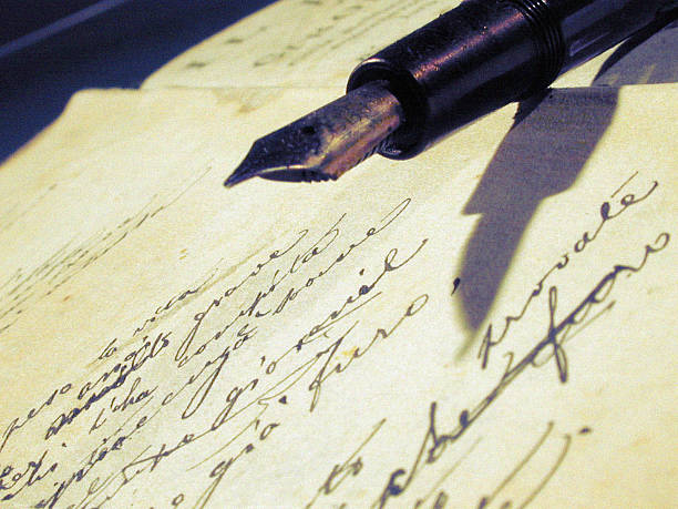 booksigns 03 - writing pen letter fountain pen fotografías e imágenes de stock