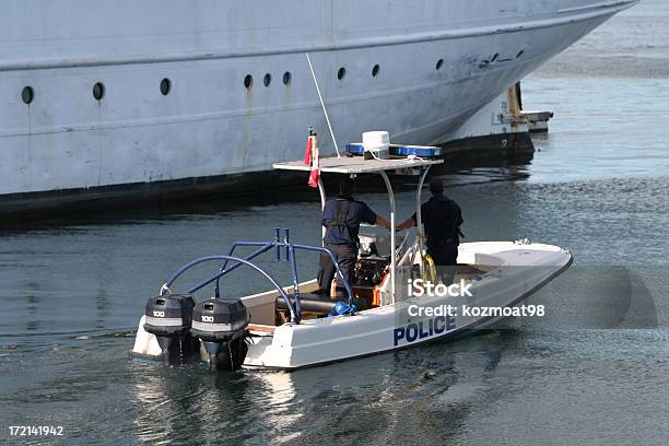 Pattuglia Del Porto - Fotografie stock e altre immagini di Forze di polizia - Forze di polizia, Mezzo di trasporto marittimo, Misure di sicurezza