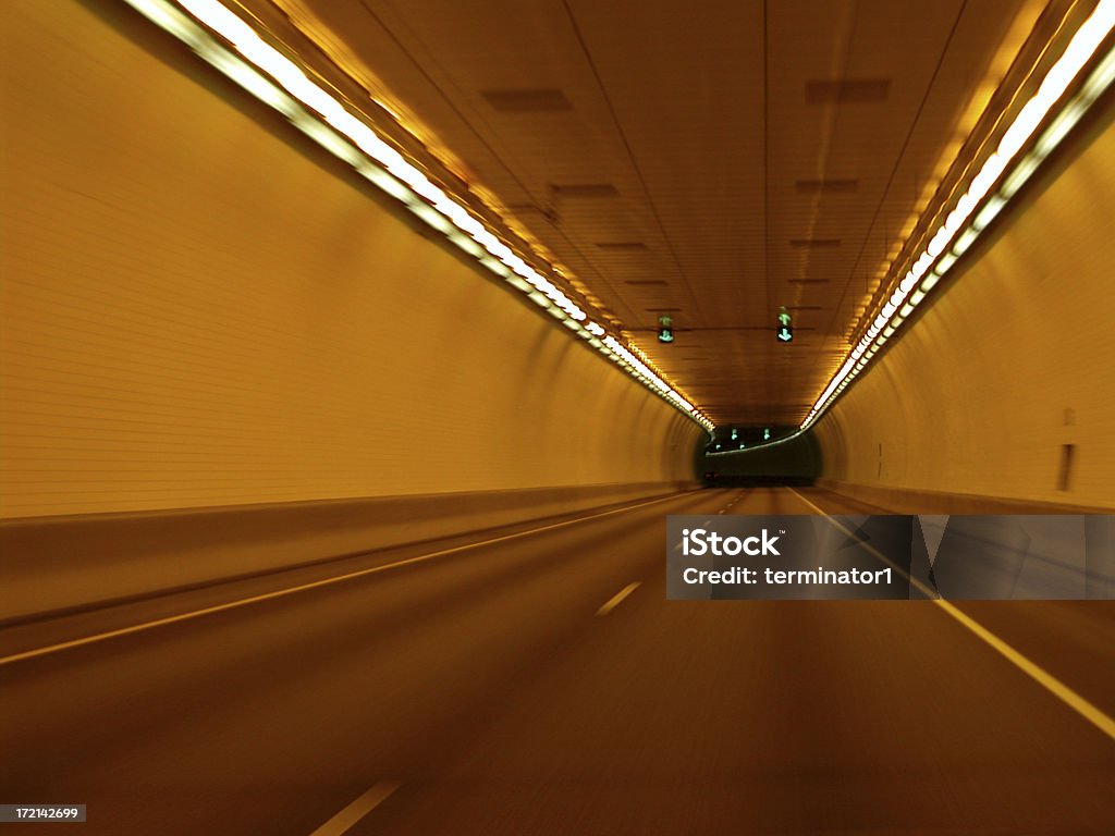 Conducción en túnel - Foto de stock de Abstracto libre de derechos