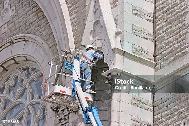 Foto de Preservar O Patrimônio Religioso e mais fotos de stock de Restaurar - Restaurar, Pedra - Material de Construção, Igreja