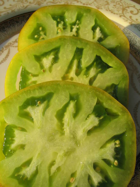 istock Green Heirloom Tomatoes, Sliced Homegrown Produce 172144120