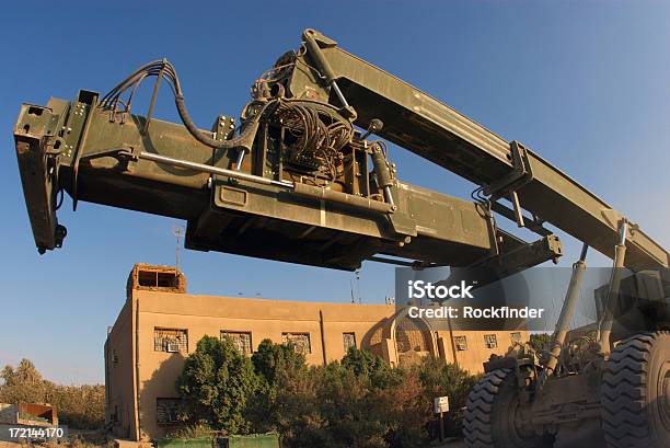 Cargo Obsługi - zdjęcia stockowe i więcej obrazów Armia - Armia, Ciężarówka, Czynność