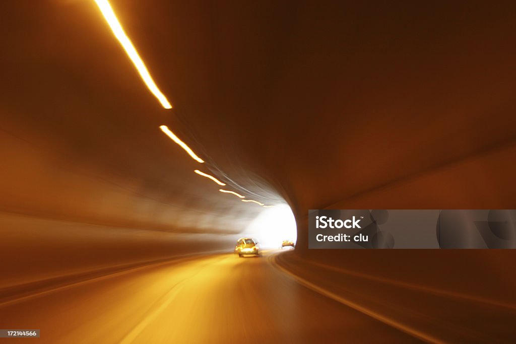 Giallo sfocatura tunnel fine marrone - Foto stock royalty-free di Automobile